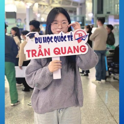 Phùng Doãn Hồng Nhung