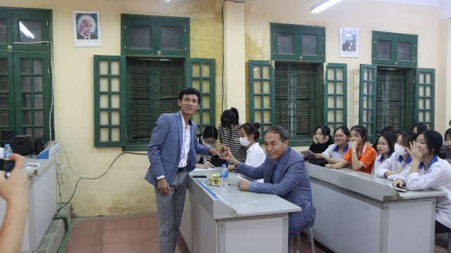 Khai Trương Văn Phòng Đại Diện Tiếp Nhận Hồ Sơ Du Học Tại Nình Bình