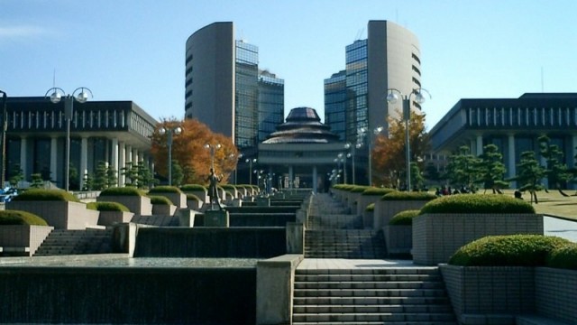 Ai là người có thể đứng ra làm người bảo lãnh du học Nhật Bản?