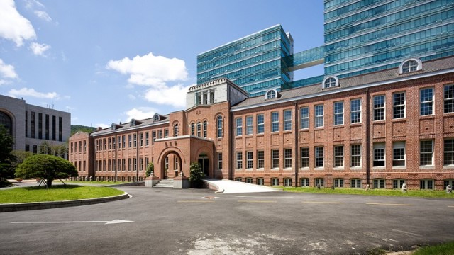 Du Học Quốc Tế Trần Quang Gặp Gỡ Với Trường Đại Học DongA