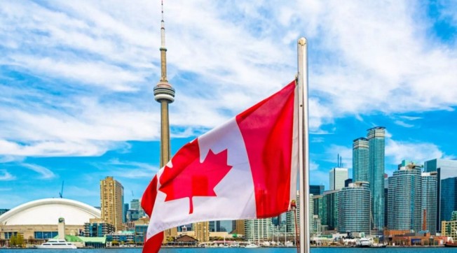 Cơ hội Học bổng Du học Canada: Thông tin và hỗ trợ