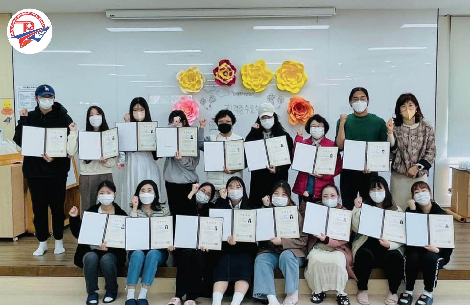 Buổi trao học bổng cho sinh viên tại trường đại học Tongwon