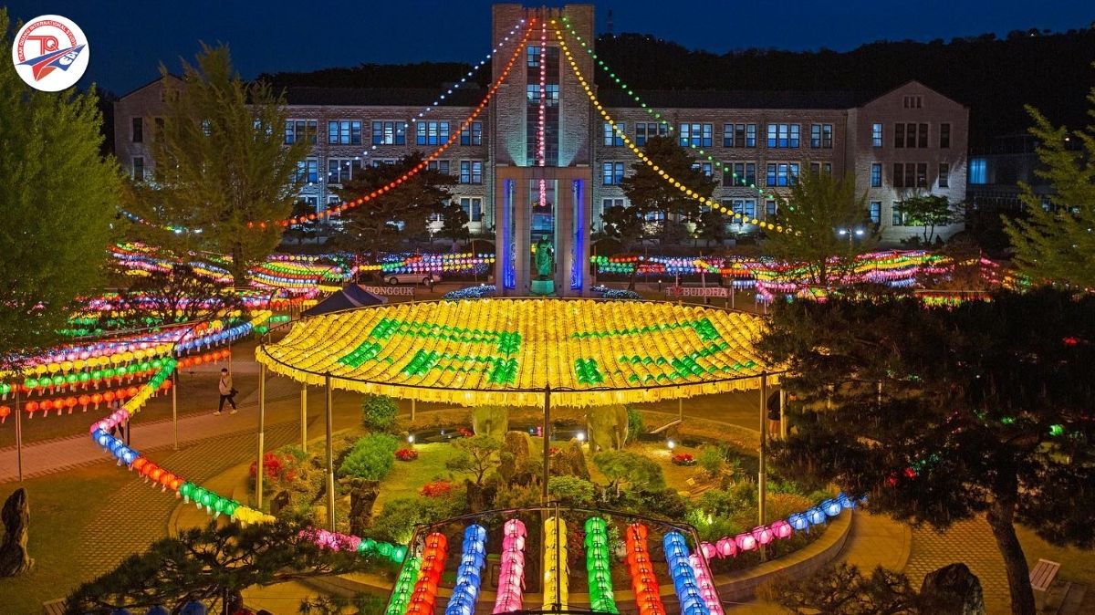 Cảnh đêm tại Đại học Dongguk 