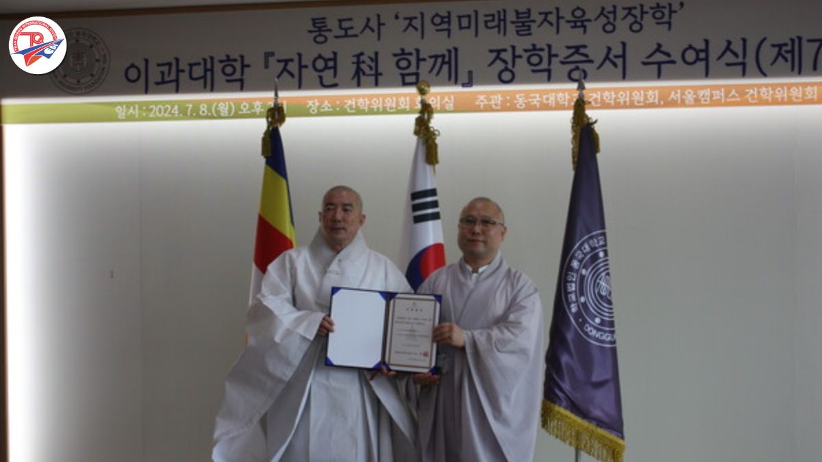 Lễ trao học bổng trường đại học Dongguk