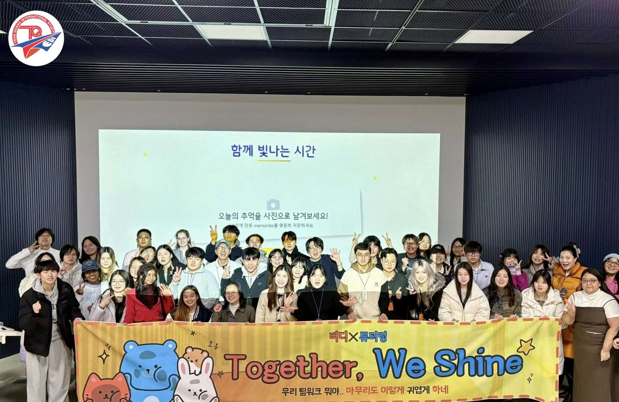 Trải nghiệm hoạt động ngoại khóa cho sinh viên đại học Quốc gia Kangwon