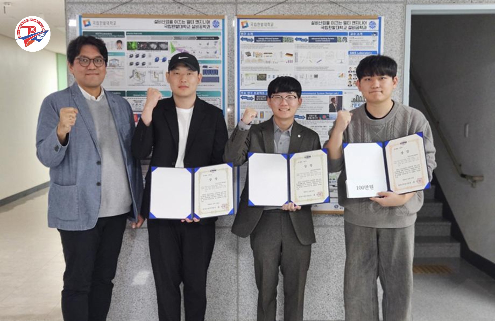 Trao học bổng cho sinh viên cao học đại học quốc gia Hanbat