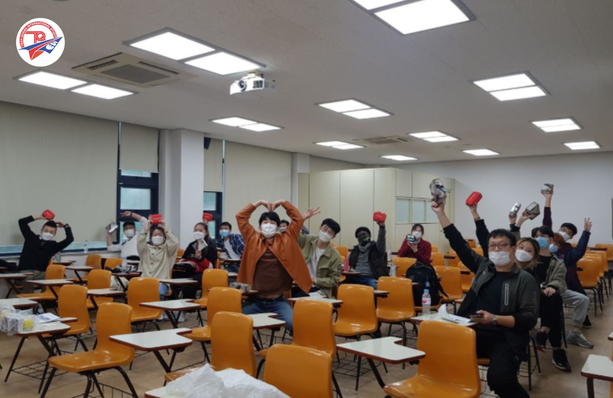 Lớp học hệ ngôn ngữ Hàn tại Đại học Quốc gia Kyungpook Hàn Quốc