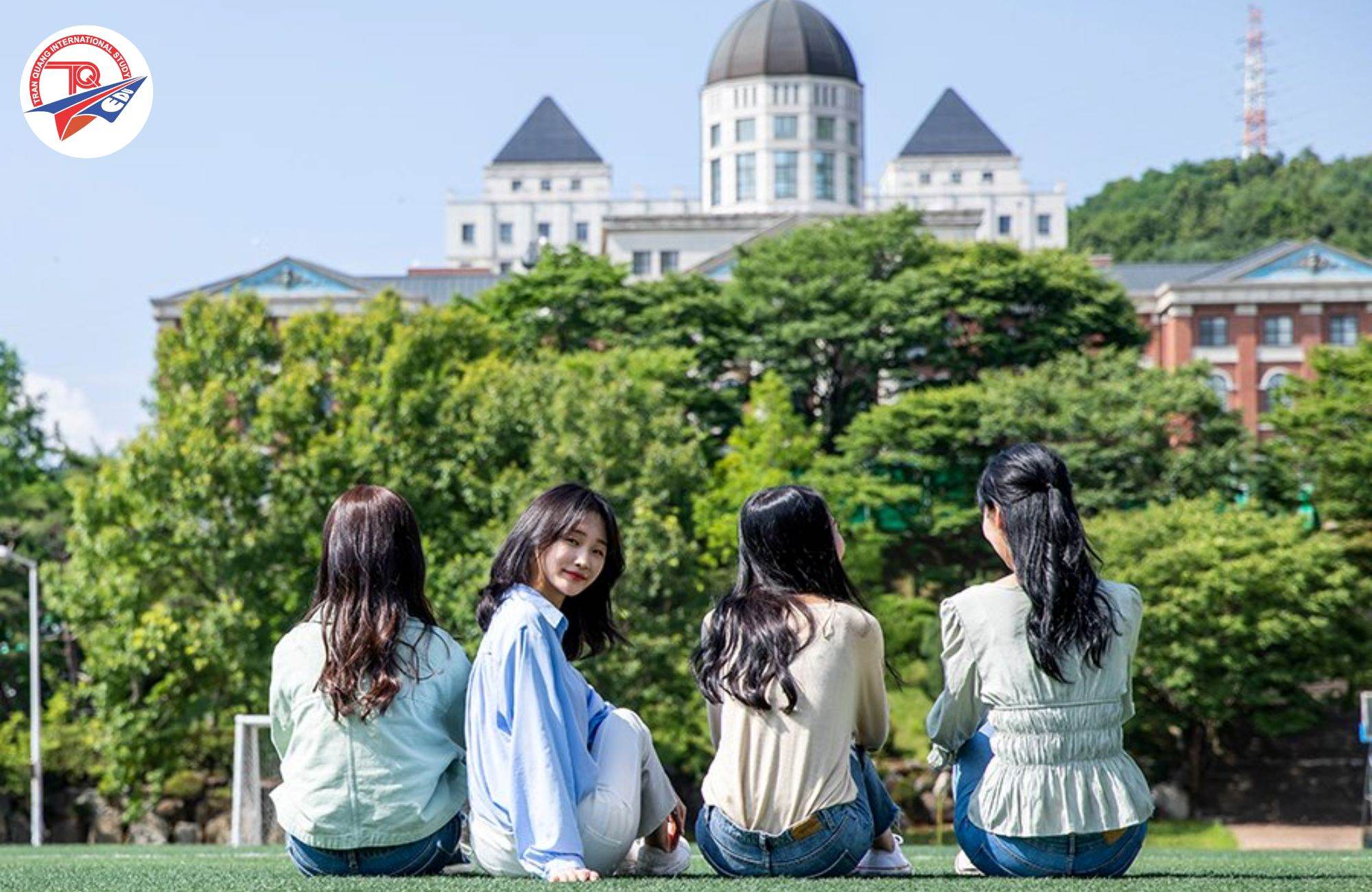 Sinh viên hệ tiếng Hàn tại trường đại học Tongwon